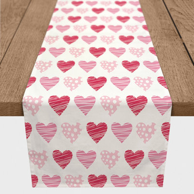 Agniv Valentine's Day Table Runner