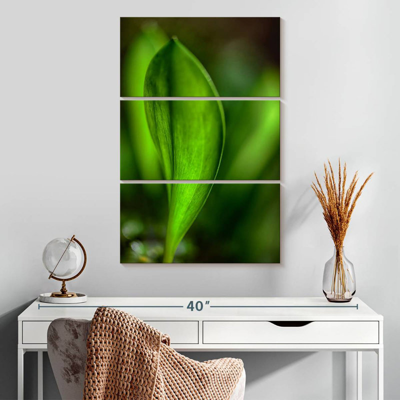 Harnek Only In Spring, 32" H x 20" W