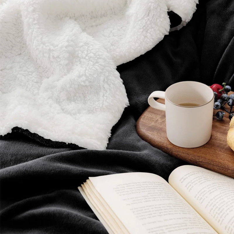 Super Soft Sherpa Fleece Fur Thick Dual Sided Flannel Reversible Blanket Throw, Black, Super King 230cm x 270cm
