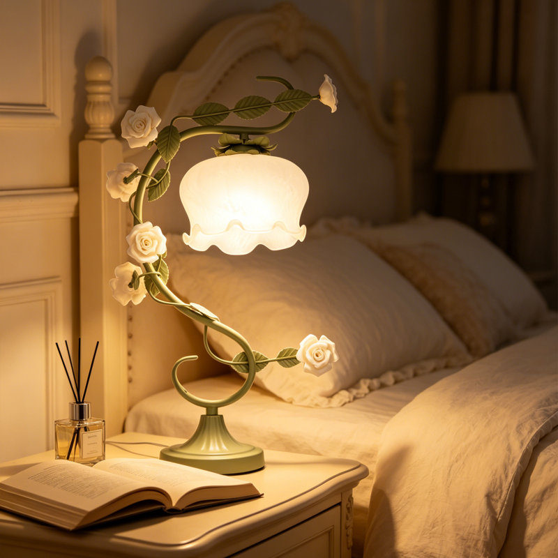 Lampe de table French Rose Vine