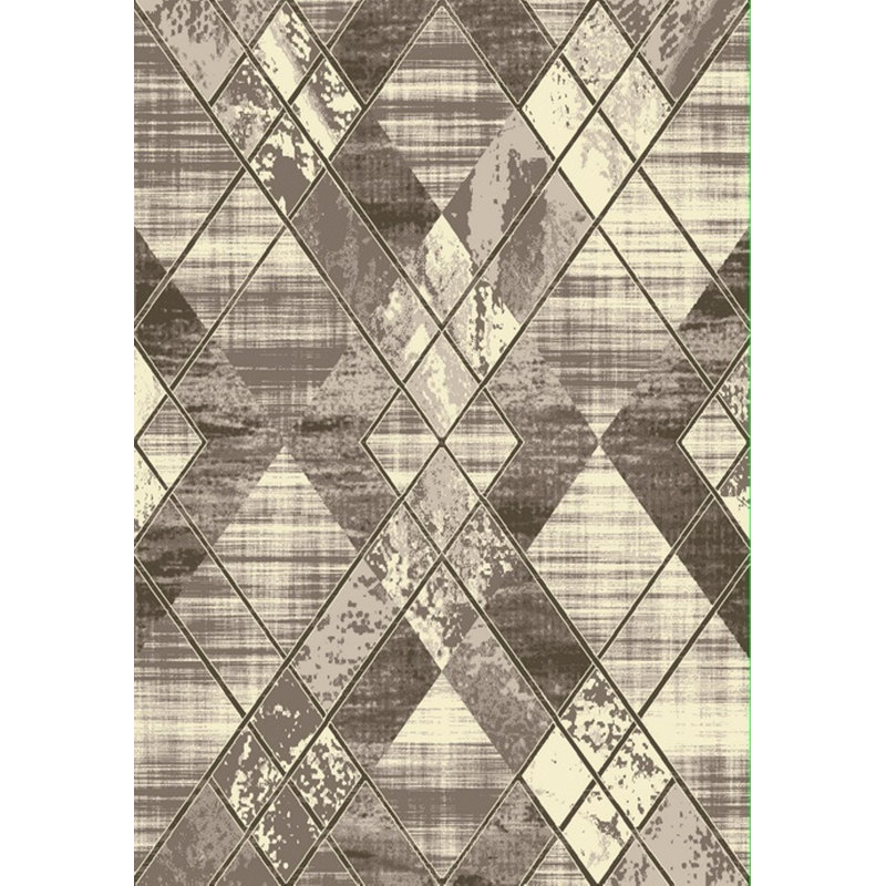 Tapis décoratif gris à motif géométrique touffeté Herndon, Rectangle, de 7 pi 10 po x 10 pi 10 po