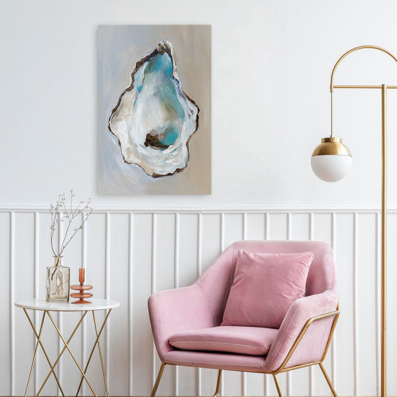 Nautical Whispers I Abstract Blue Coastal Shells & Coral, peinture d'art contemporain, H 24 po x l 16 po