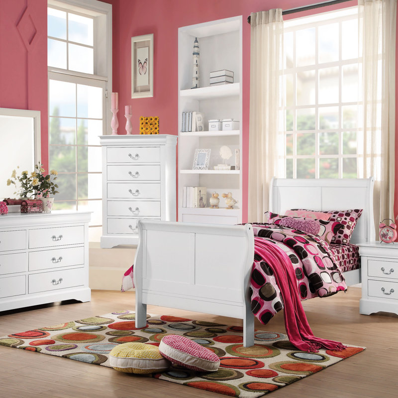 White Bed For Full Beds, Constructed With Solid Wood And Classic Build, Extra Compartment