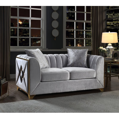 Causeuse en argent de style moderne Velencia identique à G150109222 (NJ Inventory)
