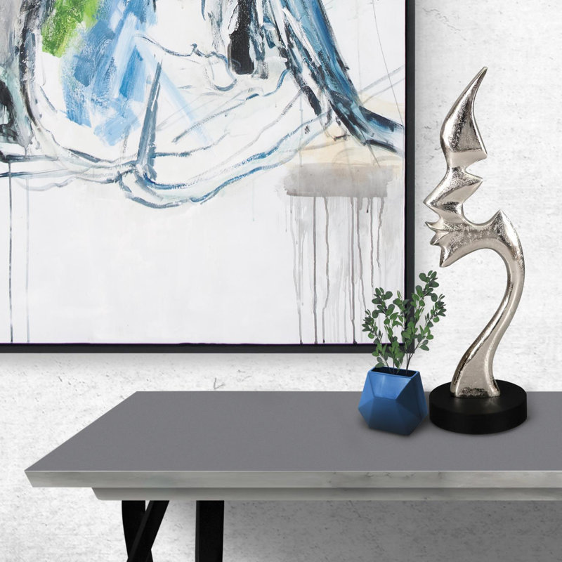 Glamour Profile Sculpture