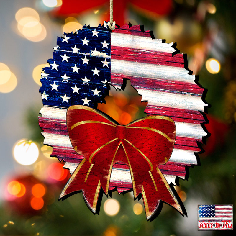 Ornement en bois suspendu american flag