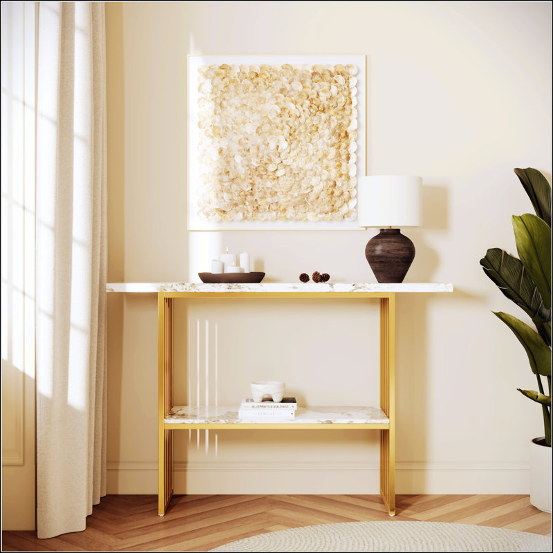 Console moderne avec cadre en métal doré, table d'entrée chic avec tablette de rangement pour le décor du salon