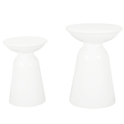 Fashionable White Metal End Table Pair, With Long-lasting Iron Frame And Attractive Pedestal Feature For Bedroom Display Stylish Of 2 Tables In White, Construction Graceful Style Accessories