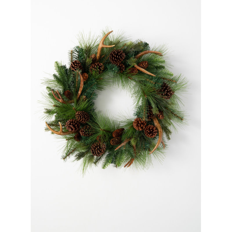 Couronne de pin artificiel Eirika, H 28 po x l 28 po x P 9 po