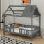Lit simple en bois avec clôture-228077495