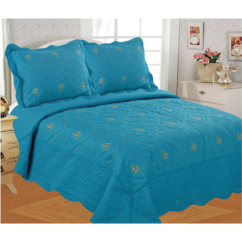 Diana Modern & Contemporary Polyester Quilt, King Quilt + 2 King Shams, Red