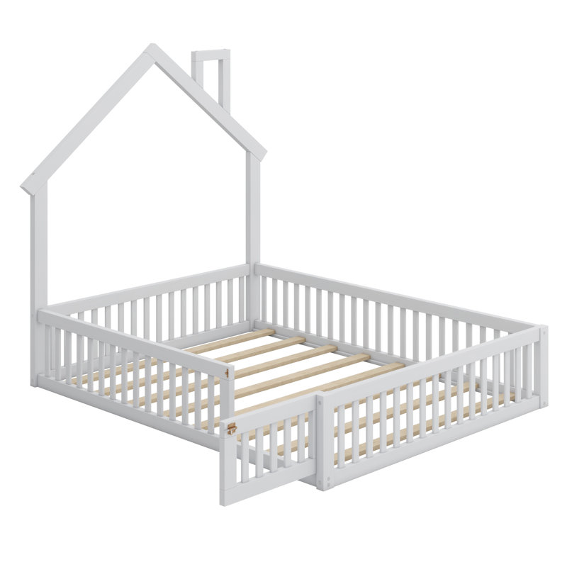Lit plateforme avec garde-corps Wood House