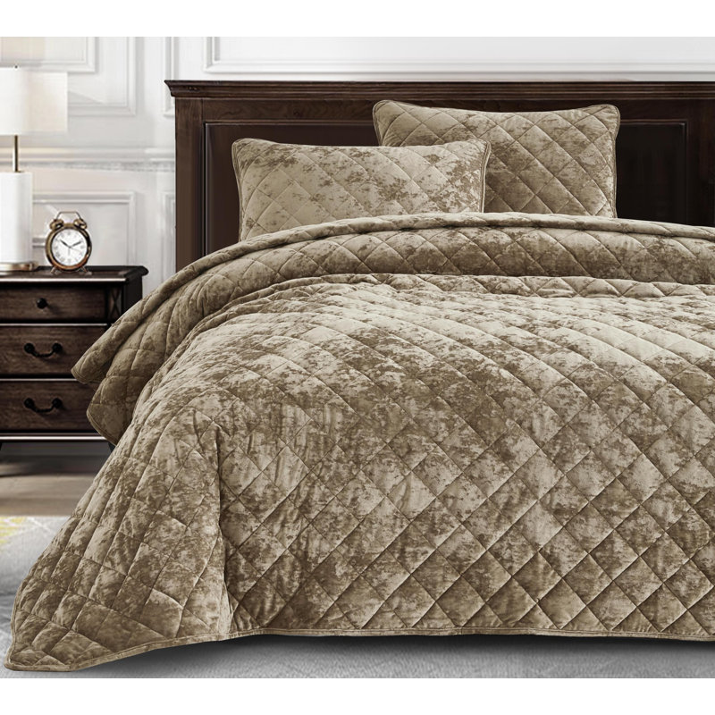 Lux Tan Velvet Queen Quilt Set with Diamond Stitching