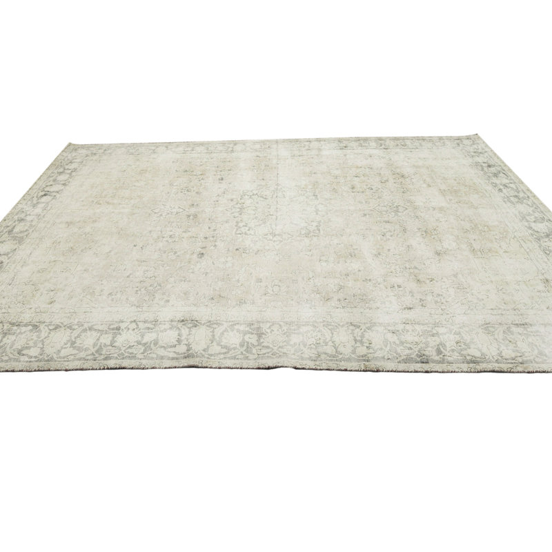 Muted Beige Traditional 7X11 Oriental Area Rug
