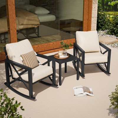 Chaises berçantes d'extérieur en osier avec coussins (ensemble de 2)