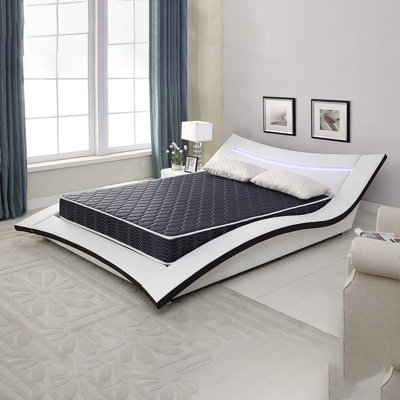 Matelas en mousse haute densité imperméable de 6 pouces avec tissu matelassé à losanges bleu marine pour un sommeil frais (tailles simples)