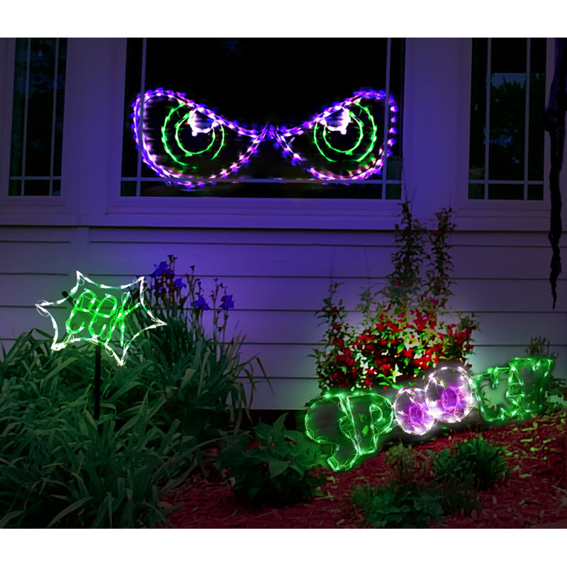 LED Lighted Window Décor