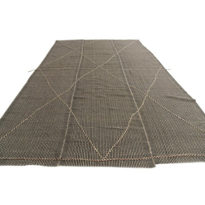 Tapis noir et blanc Overbeck