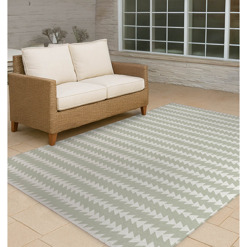 Tribal Arrows Non-Slip Outdoor Rug, Rectangle 4' x 6'