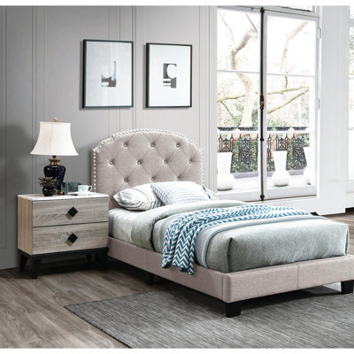 Lit simple en toile de jute de style européen avec tête de lit et support central pour la chambre à coucher