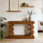 Console géométrique empilable en bois avec finition naturelle chaleureuse, parfaite pour les intérieurs modernes et artistiques