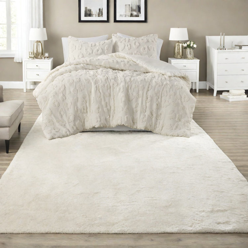Luxurious Chenille Bedding Sets, Polyester Comforter, Animal Design, Perfect For Home