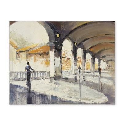 Napperon contemporain en polyester - Les gens dans un couloir spacieux