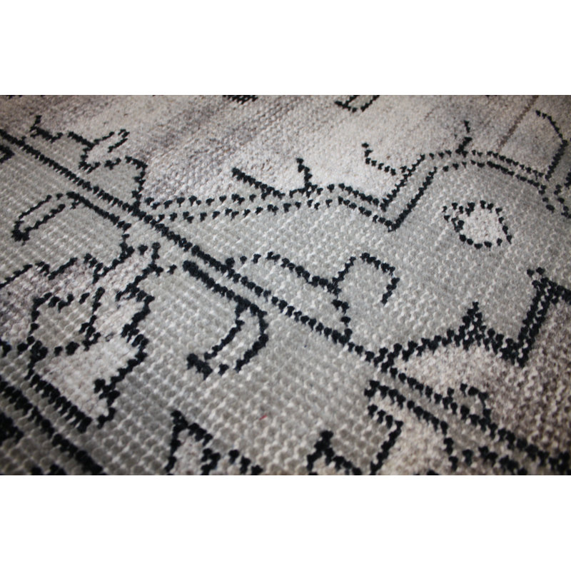 Gilles Oriental Wool Hand Woven Area Rug, Rectangle 140 x 200cm