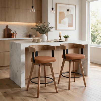 Tabouret de bar rotatif H 34,75 po avec structure en bois massif Saula