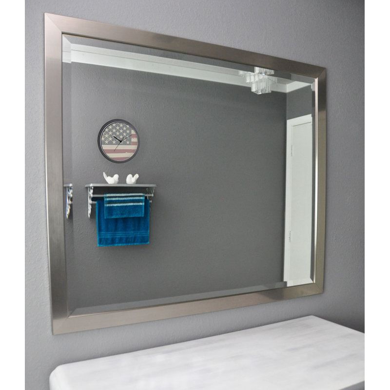 Miroir de meuble-lavabo moderne et contemporain, H 34 po x l 28 po