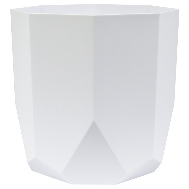 Tuxton Geometric Plastic Indoor/Outdoor Planter, White, 8.13" x 8.25" x 8.25"