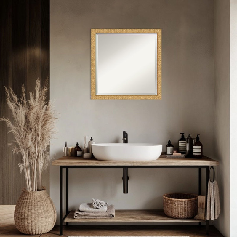 Miroir mural de salle de bain Lila, 22,5 po x 18,5 po, Doré