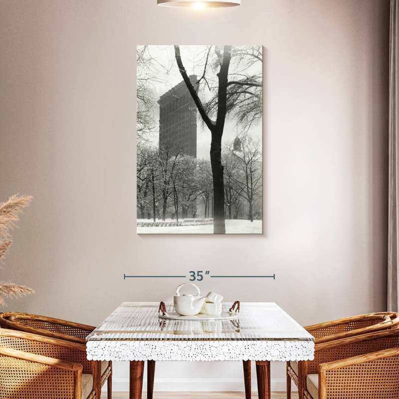 Aime The Flatiron 1903, 45" H x 30" W