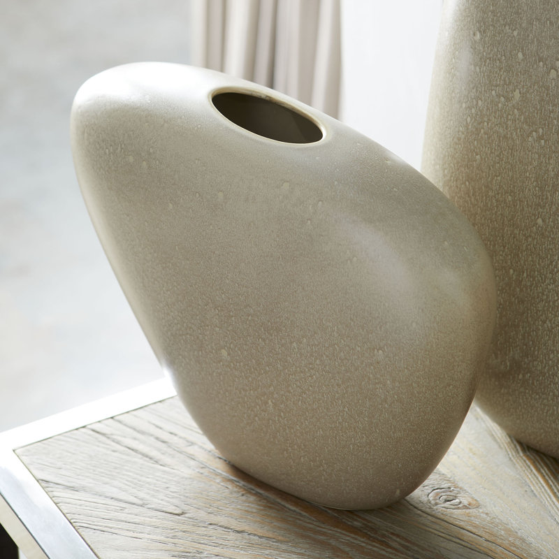 Pebble Ceramic / Porcelain Table Vase