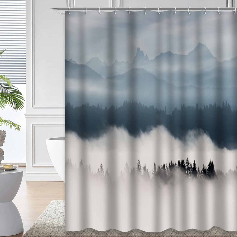 Rideau de douche Foggy Mountain Landscape, L 72 po x l 78 po