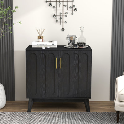 Buffet spacieux cannelé avec pieds en bois massif et conception d'armoire fonctionnelle - tablettes de rangement élégantes en noyer de la salle à manger, fabrication 31,43 po Hauteur