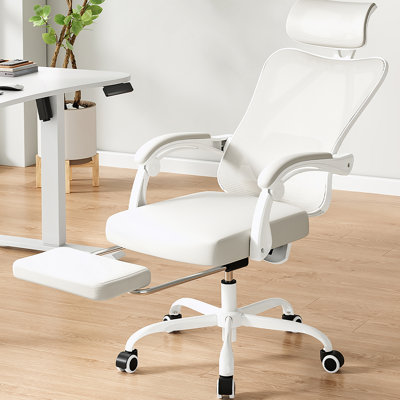 Fauteuil de bureau ergonomique avec repose-pieds réglable, dossier haut en filet, appui-tête et soutien lombaire pour un bureau confortable