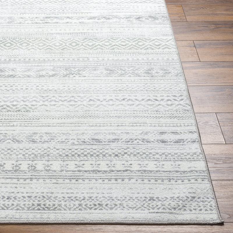 Tapis argenté clair Demetra, Rectangle 8 pi 10 po x 11 pi 9 po