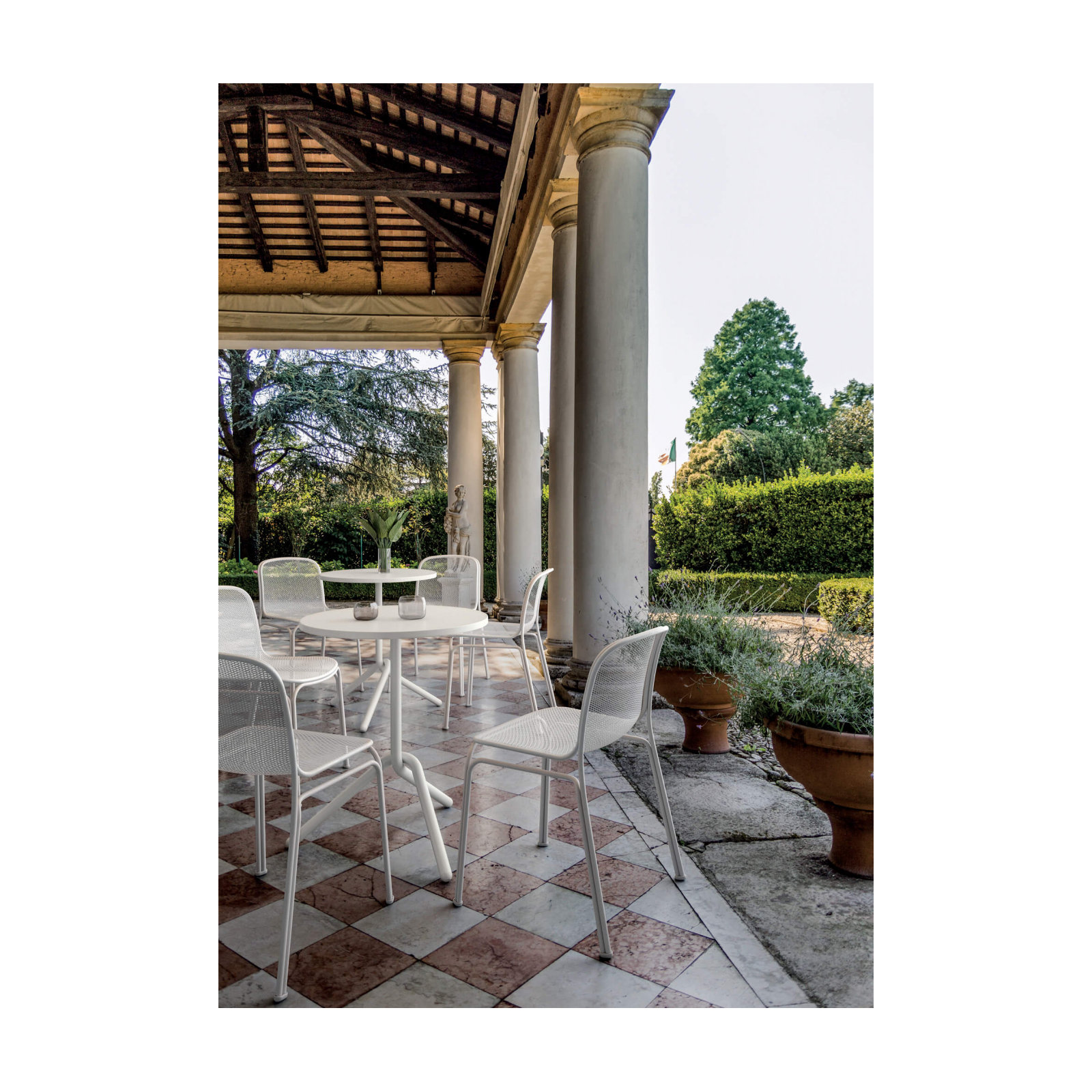 Villa Patio Dining Side Chair, Black