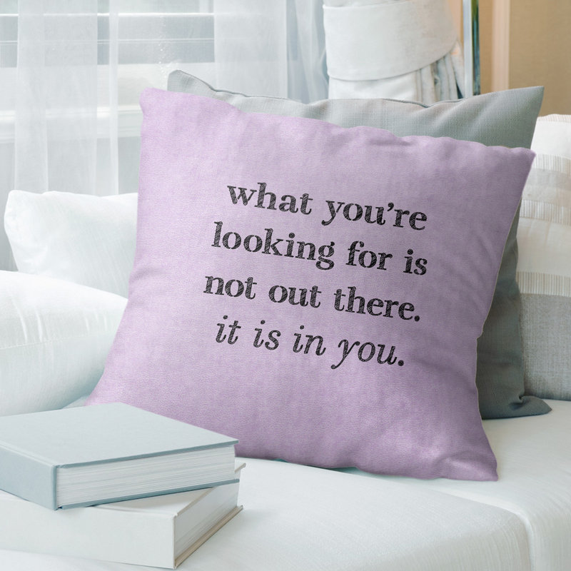 Coussin à la main, 26 po x 26 po, Mauve / Noir, Housse de coussin seulement - sans coussin