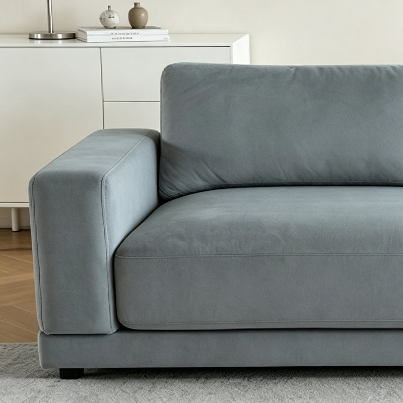 Canapé moderne à accoudoirs carrés de 81 po avec revêtement en velours doux, coussins profonds et pieds robustes pour le salon ou la chambre à coucher