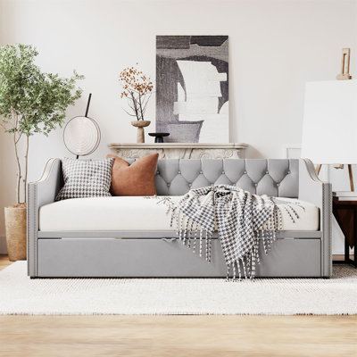 Twin Size Upholstered Daybed With Pop-Up Trundle, Perfect For Guest Accommodation And Space-Saving Design
