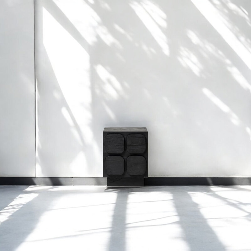 Natalyah End Table, Black