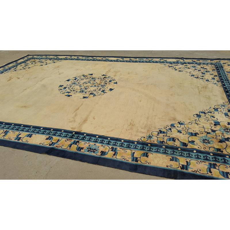 Vintage Open Field Floating Floral Medallion Peking Large Size Chinese Rug