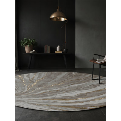 Tapis noir soyeux et moelleux