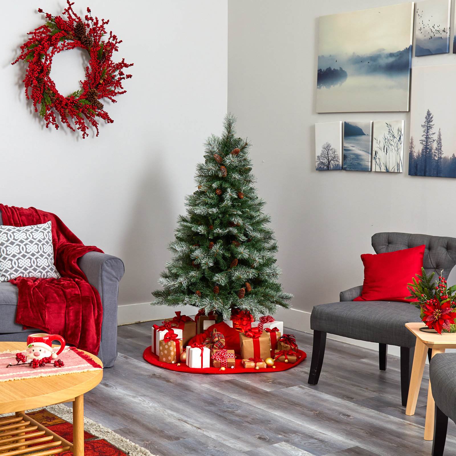 Artificial Christmas Tree, 5' H