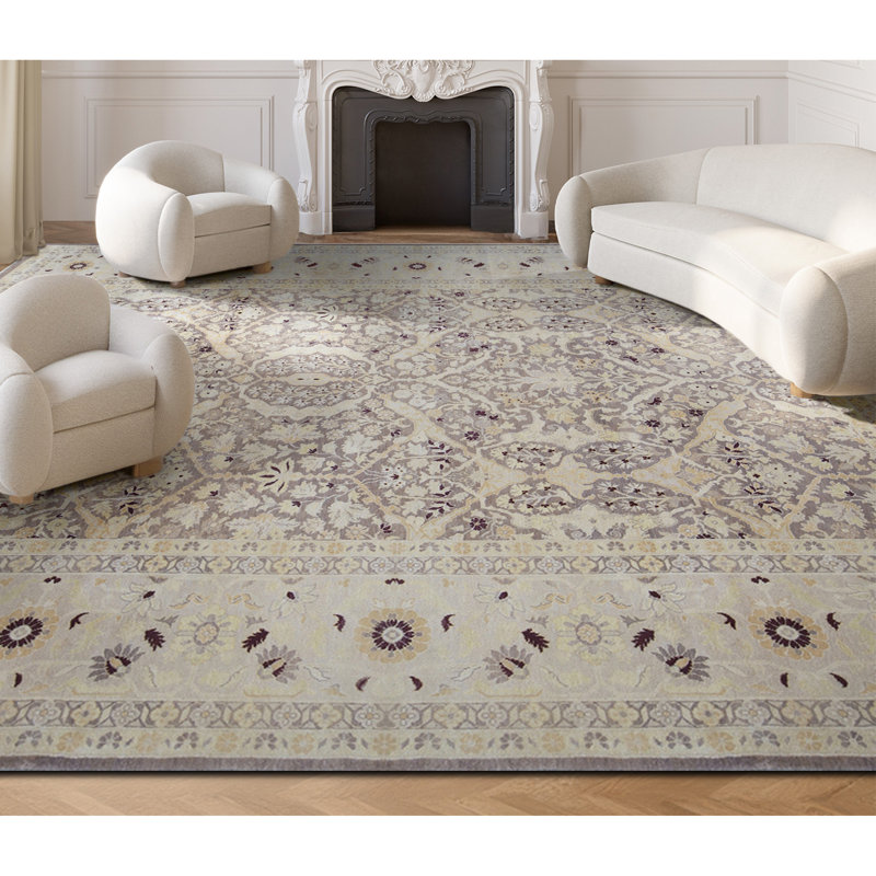 Wool Oriental Area Rug in Taupe/Ivory