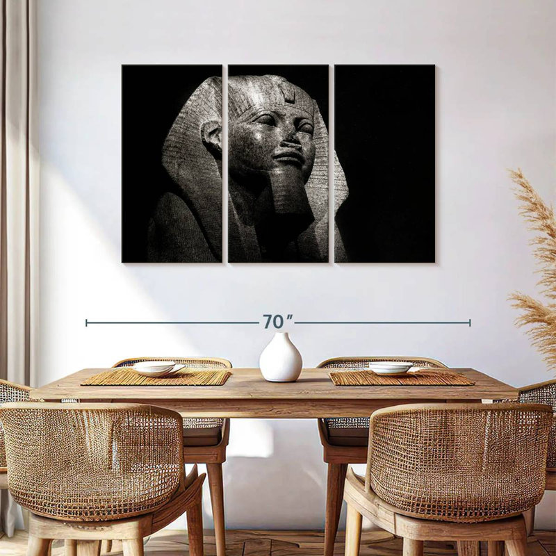 Brampt Closeup Black Sphinx, 36" H x 57" W