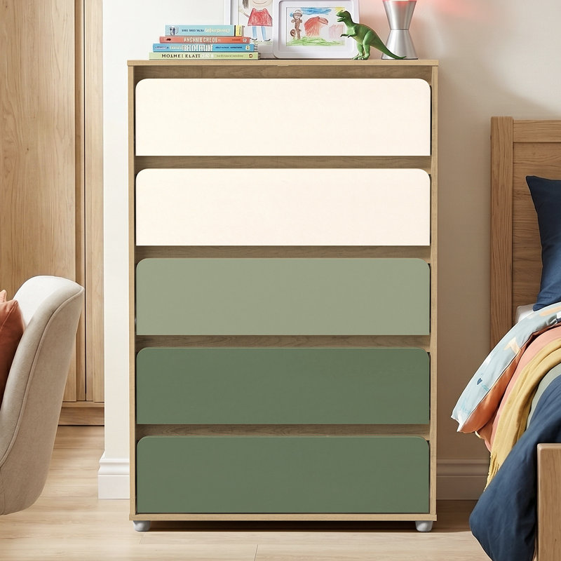 Bustillo Modern Contemporary  31.3" W 5 Drawer Chest