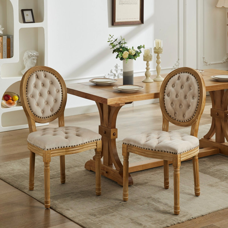 Élégante chaise de salle à manger rembourrée en velours beige avec pieds en velours et ressort en acier, Beige